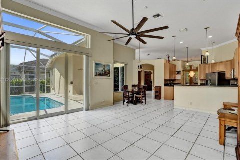 Casa en venta en Coral Springs, Florida, 5 dormitorios, 269.23 m2 № 2071281 - foto 24