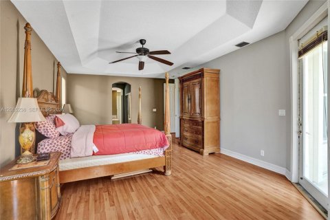 Casa en venta en Coral Springs, Florida, 5 dormitorios, 269.23 m2 № 2071281 - foto 29