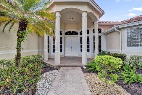 Casa en venta en Coral Springs, Florida, 5 dormitorios, 269.23 m2 № 2071281 - foto 2