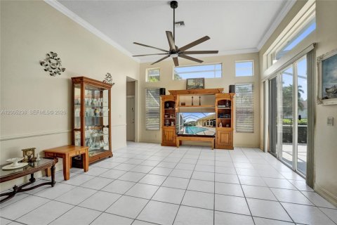 Casa en venta en Coral Springs, Florida, 5 dormitorios, 269.23 m2 № 2071281 - foto 21