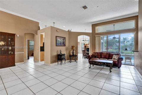 Casa en venta en Coral Springs, Florida, 5 dormitorios, 269.23 m2 № 2071281 - foto 5