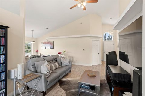 House in Clermont, Florida 3 bedrooms, 110.18 sq.m. № 1877324 - photo 5