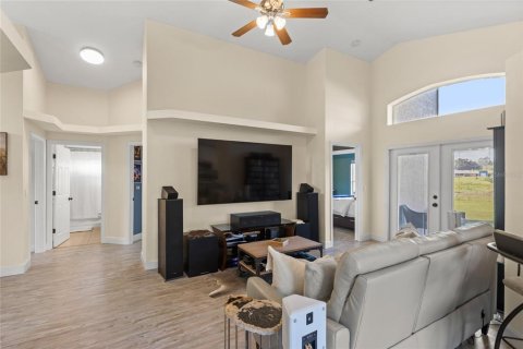 House in Clermont, Florida 3 bedrooms, 110.18 sq.m. № 1877324 - photo 17