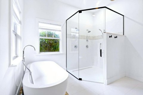 Villa ou maison à louer à Wellington, Floride: 4 chambres, 223.06 m2 № 1120094 - photo 1