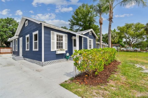 Villa ou maison à louer à Tampa, Floride: 3 chambres, 110 m2 № 1907572 - photo 3