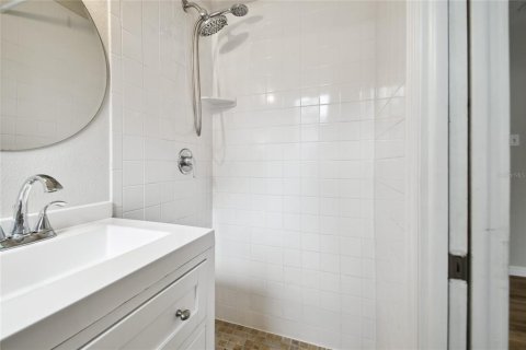 Villa ou maison à louer à Tampa, Floride: 3 chambres, 110 m2 № 1907572 - photo 30