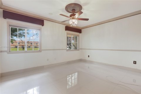 Casa en venta en Homestead, Florida, 4 dormitorios, 172.52 m2 № 1766921 - foto 16
