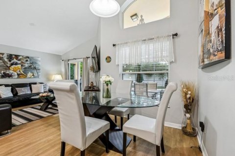 Casa en venta en Kissimmee, Florida, 4 dormitorios, 146.97 m2 № 1869118 - foto 7