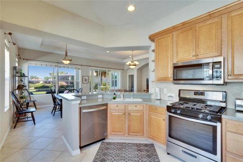 Casa en venta en Sun City Center, Florida, 3 dormitorios, 139.63 m2 № 1582161 - foto 10