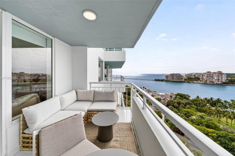 Condo in Miami Beach, Florida, 2 bedrooms  № 1992974 - photo 10