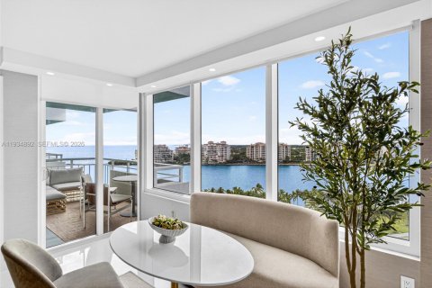 Condo in Miami Beach, Florida, 2 bedrooms  № 1992974 - photo 5