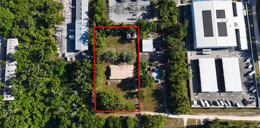 House in Odessa, Florida 3 bedrooms, 260.87 sq.m. № 2199237
