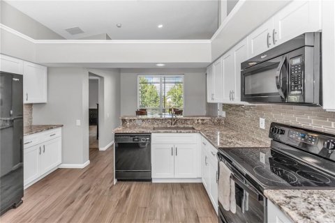 House in DeBary, Florida 4 bedrooms, 193.7 sq.m. № 1883125 - photo 8