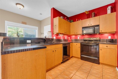 Adosado en alquiler en Miramar, Florida, 3 dormitorios, 135.82 m2 № 1927468 - foto 5