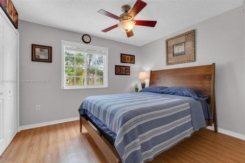 Adosado en alquiler en Miramar, Florida, 3 dormitorios, 135.82 m2 № 1927468 - foto 9