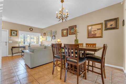 Adosado en alquiler en Miramar, Florida, 3 dormitorios, 135.82 m2 № 1927468 - foto 22