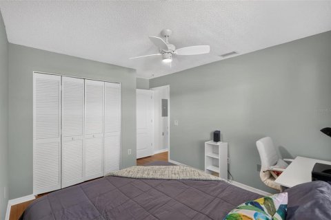 Condo in Bradenton, Florida, 2 bedrooms № 2208625 - photo 28