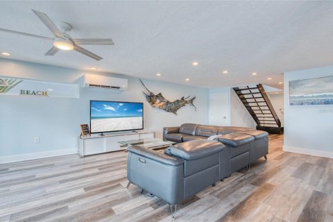 Villa ou maison à vendre à Treasure Island, Floride: 3 chambres, 209.12 m2 № 1908955 - photo 21