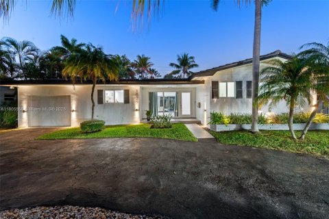 Casa en venta en Hollywood, Florida, 3 dormitorios, 156.45 m2 № 1894263 - foto 18