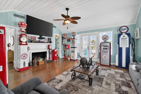 House in Nokomis, Florida 3 bedrooms, 156.91 sq.m. № 2098295 - photo 17