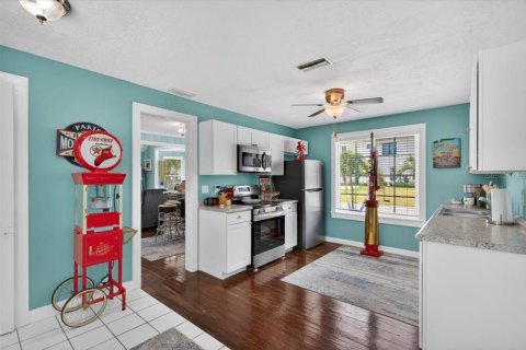 House in Nokomis, Florida 3 bedrooms, 156.91 sq.m. № 2098295 - photo 26