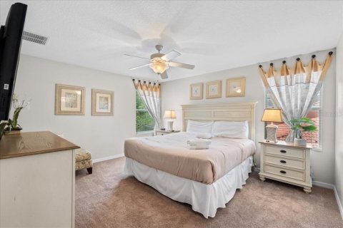 Casa en venta en Kissimmee, Florida, 6 dormitorios, 326.27 m2 № 1835808 - foto 27