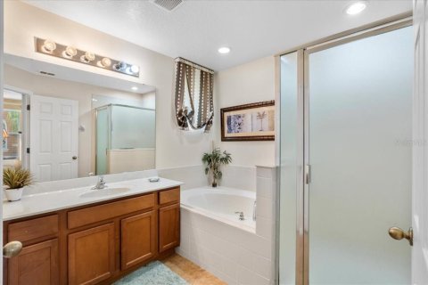 Casa en venta en Kissimmee, Florida, 6 dormitorios, 326.27 m2 № 1835808 - foto 17