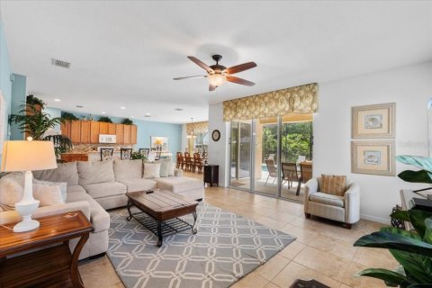 Casa en venta en Kissimmee, Florida, 6 dormitorios, 326.27 m2 № 1835808 - foto 14