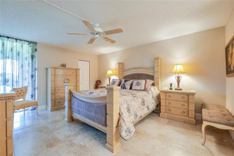 Condo in Lauderhill, Florida, 2 bedrooms  № 2195064 - photo 21