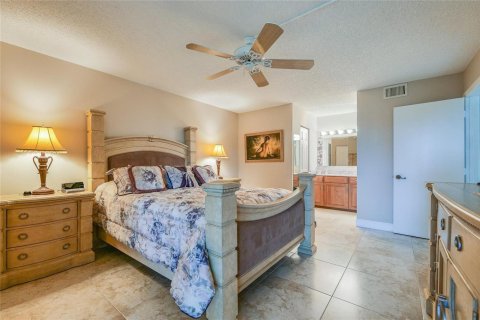 Condo in Lauderhill, Florida, 2 bedrooms  № 2195064 - photo 22