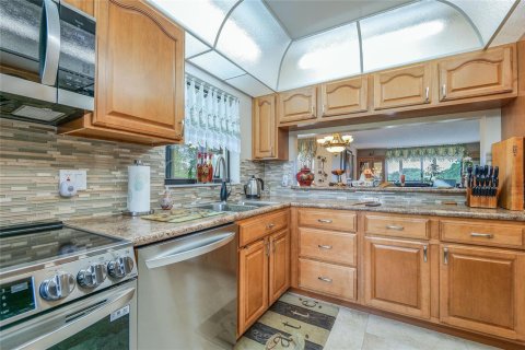 Condo in Lauderhill, Florida, 2 bedrooms  № 2195064 - photo 14