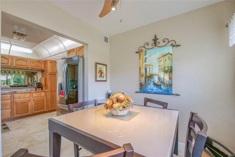 Condo in Lauderhill, Florida, 2 bedrooms  № 2195064 - photo 18