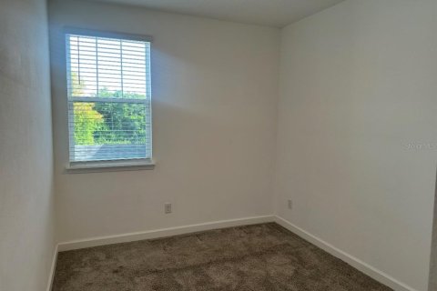 Touwnhouse à louer à Windermere, Floride: 4 chambres, 161.28 m2 № 2147699 - photo 18
