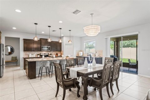 Casa en venta en Valrico, Florida, 5 dormitorios, 354.61 m2 № 1903084 - foto 12