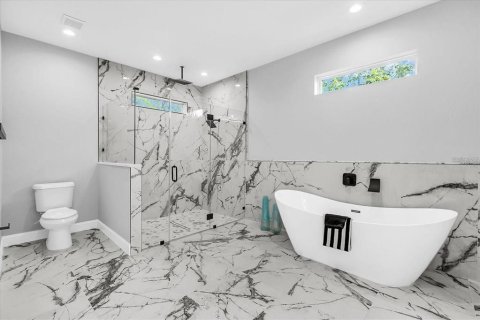 Villa ou maison à louer à Tampa, Floride: 4 chambres, 179.95 m2 № 2427122 - photo 15
