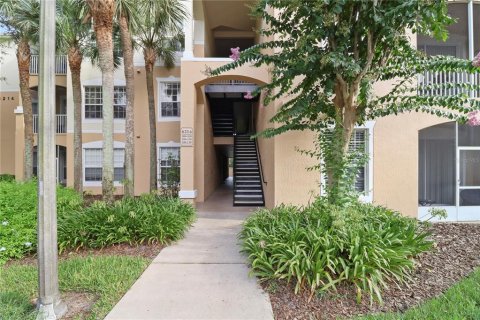 Condo in Orlando, Florida, 3 bedrooms  № 1829947 - photo 2