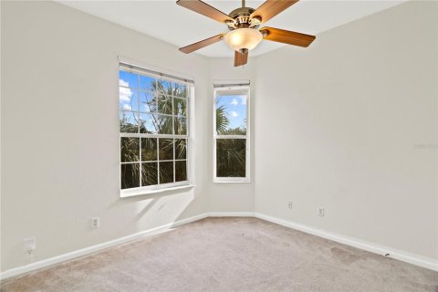 Condo in Orlando, Florida, 3 bedrooms  № 1829947 - photo 16
