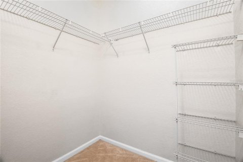 Condo in Orlando, Florida, 3 bedrooms  № 1829947 - photo 12
