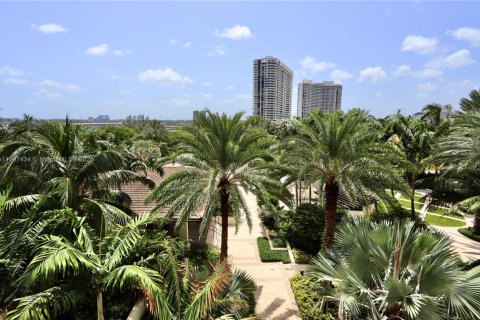 Condominio en venta en Aventura, Florida, 2 dormitorios, 141.21 m2 № 1684194 - foto 19