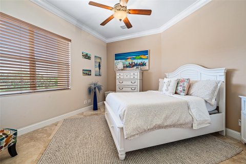 Casa en venta en Port St. Lucie, Florida, 5 dormitorios, 482.81 m2 № 1999889 - foto 26