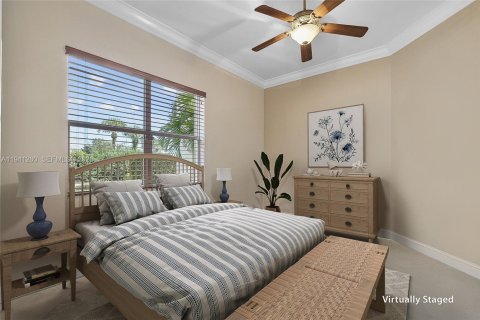 Casa en venta en Port St. Lucie, Florida, 5 dormitorios, 482.81 m2 № 1999889 - foto 21