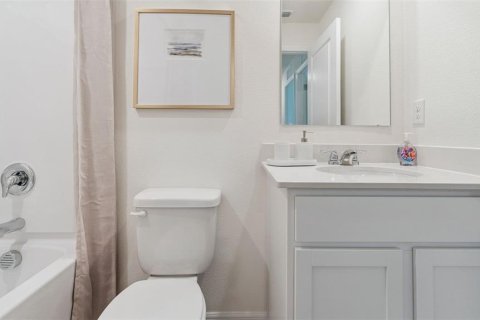 Townhouse in Kissimmee, Florida 3 bedrooms, 135.92 sq.m. № 2203238 - photo 19