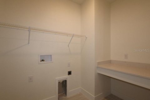 Townhouse in Sarasota, Florida 3 bedrooms, 218.78 sq.m. № 2204279 - photo 18