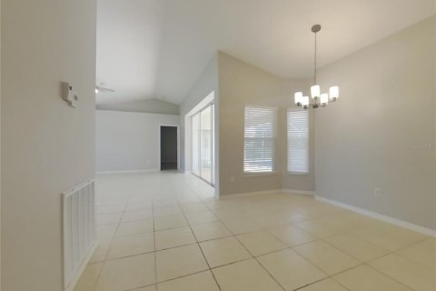 Casa en alquiler en North Port, Florida, 3 dormitorios, 160.81 m2 № 1843702 - foto 5