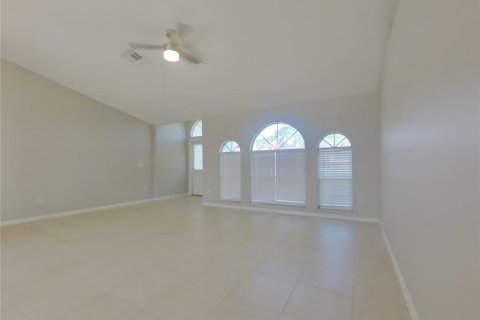 Casa en alquiler en North Port, Florida, 3 dormitorios, 160.81 m2 № 1843702 - foto 2