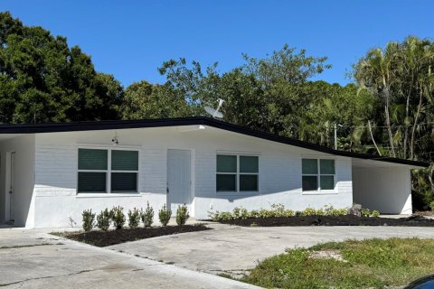 Immobilier commercial à St. Lucie, Floride 314.38 m2 № 2089393