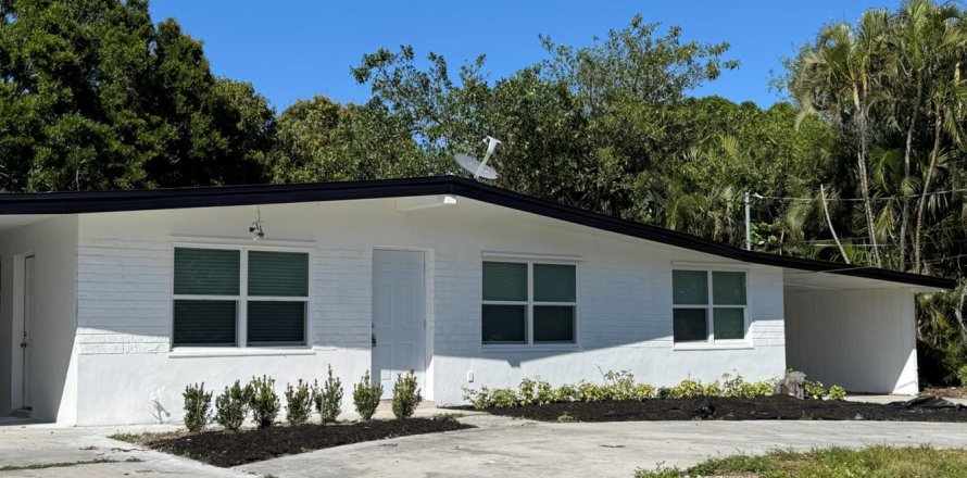 Immobilier commercial à St. Lucie, Floride 314.38 m2 № 2089393