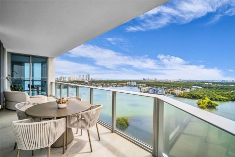 Condo in North Miami Beach, Florida, 2 bedrooms  № 1875434 - photo 6