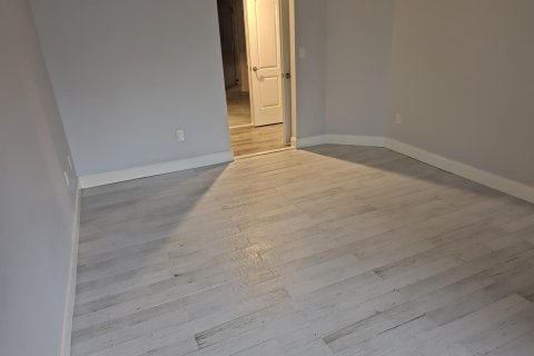 Condo in Juno Beach, Florida, 1 bedroom  № 2392795 - photo 12