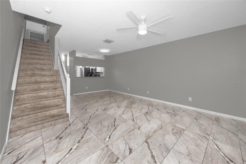 Townhouse in Tampa, Florida 2 bedrooms, 110 sq.m. № 1827017 - photo 19